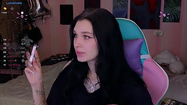 Amanda Tender online show from February 26, 9:20 pm