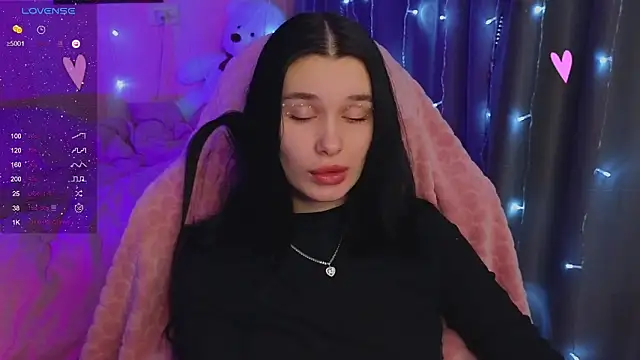 Amanda Tender online show from November 13, 10:57 pm