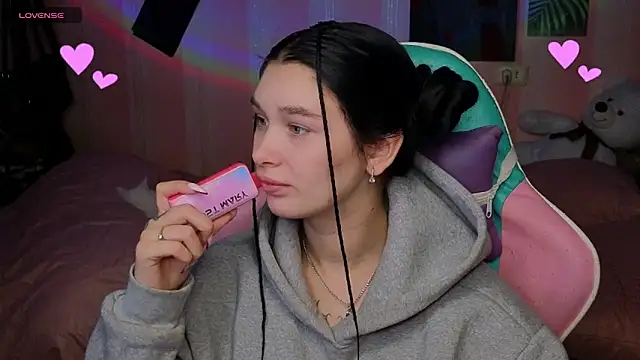 Amanda Tender online show from November 3, 11:52 pm