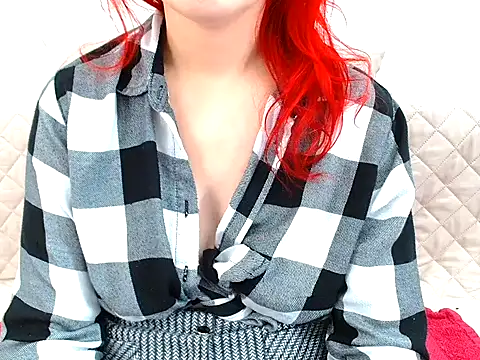 Cristina foryou online show from December 14, 9:37 am