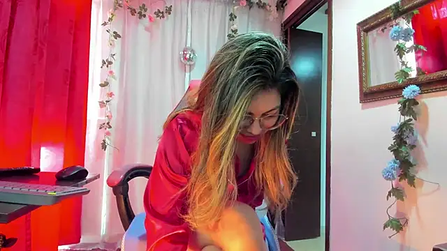 rose blak online show from March 5, 3:51 pm