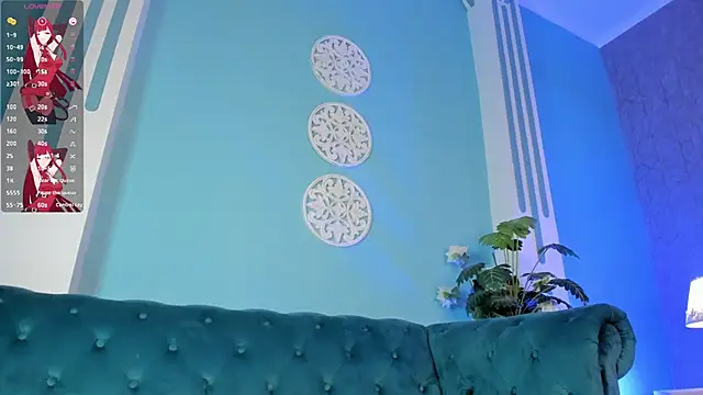 KarlynHoliss online show from December 9, 2:49 pm