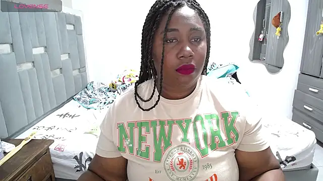 thickebonymilfF online show from April 22, 4:19 am