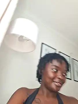 hornycreamybabe online show from April 15, 1:48 pm