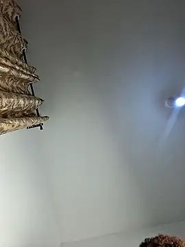 hornycreamybabe online show from January 10, 5:36 am