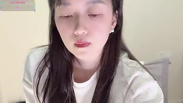 A-xena online show from December 16, 2:32 pm