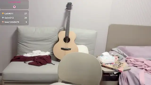 A-xena online show from November 7, 3:11 am