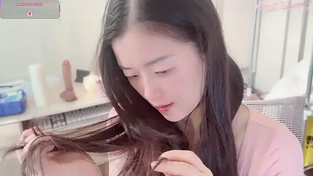 A-xena online show from November 26, 2:33 am