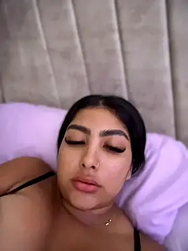 Snapshot of NatashaBrown12 chatting on June 21, 9:42 pm NatashaBrown12 online show from June 21, 9:42 pm