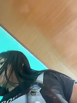 NatashaBrown12 online show from December 21, 4:41 pm