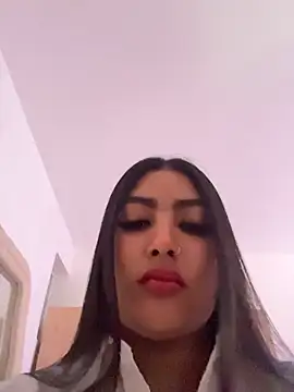 NatashaBrown12 online show from October 25, 1:34 pm