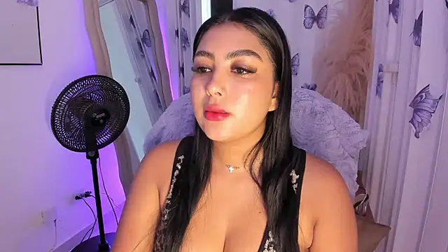 Snapshot of NatashaBrown12 chatting on June 12, 2:48 pm NatashaBrown12 online show from June 12, 2:48 pm
