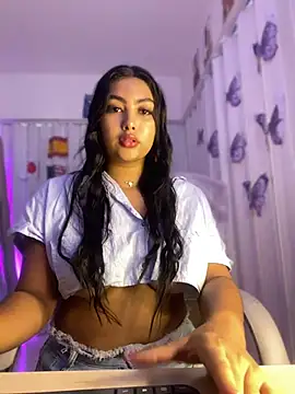 Snapshot of NatashaBrown12 chatting on June 25, 2:55 pm NatashaBrown12 online show from June 25, 2:55 pm