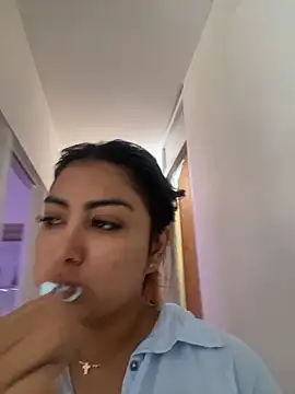 Snapshot of NatashaBrown12 chatting on May 18, 1:49 pm NatashaBrown12 online show from May 18, 1:49 pm