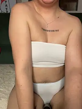 PetiteAngel666 online show from April 9, 5:19 pm