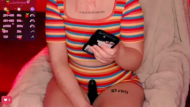 PetiteAngel666 online show from February 6, 11:45 pm