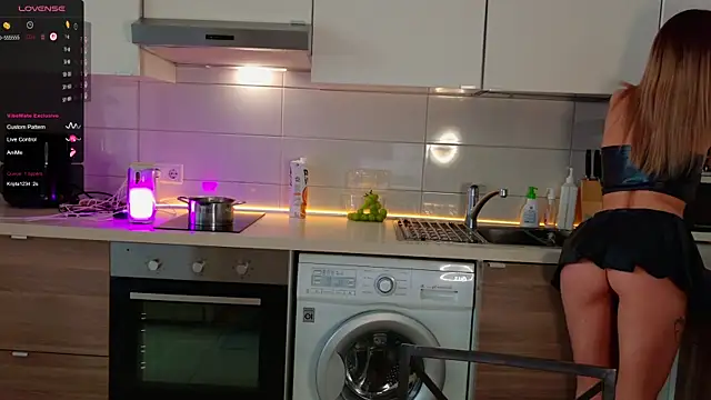 MissLovex online show from November 25, 5:08 am