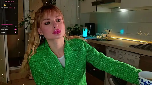 MissLovex online show from March 5, 6:43 am