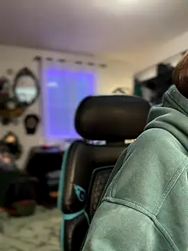 LadyLena1 online show from November 26, 12:10 am