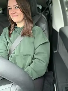 LadyLena1 online show from December 5, 7:01 pm