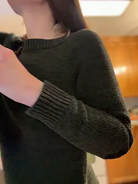 LadyLena1 online show from December 3, 12:01 am