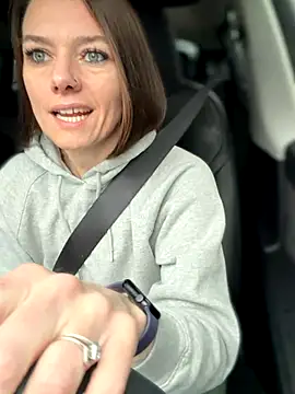 LadyLena1 online show from December 18, 9:07 pm