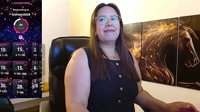 amalia brunette online show from February 25, 11:15 pm