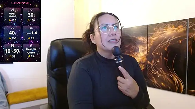 amalia brunette online show from January 12, 10:58 pm