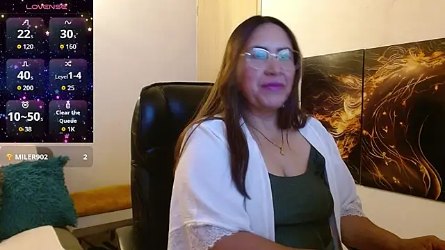 amalia brunette online show from March 4, 11:01 pm