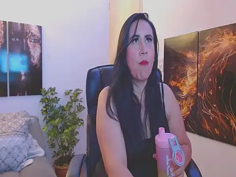 amalia brunette online show from March 8, 11:07 pm