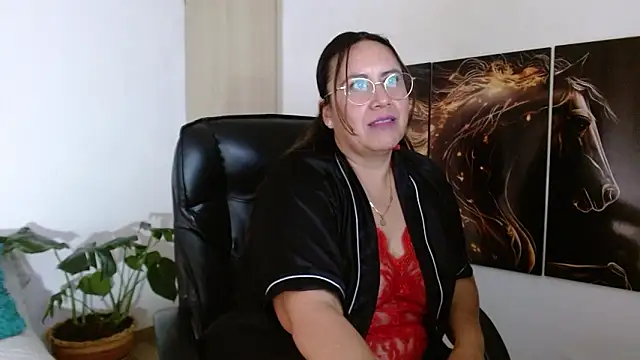 amalia brunette online show from March 16, 8:22 pm