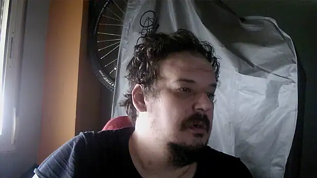 Snapshot of porkorossy chatting on October 19, 7:55 am porkorossy online show from October 19, 7:55 am