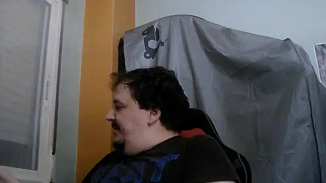 Snapshot of porkorossy chatting on June 7, 9:20 pm porkorossy online show from June 7, 9:20 pm