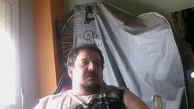 porkorossy online show from May 21, 7:06 am