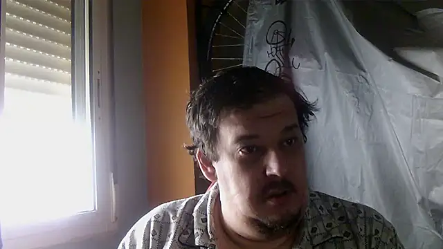 porkorossy online show from October 30, 8:12 am