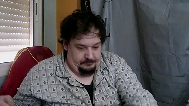 porkorossy online show from December 1, 9:21 am