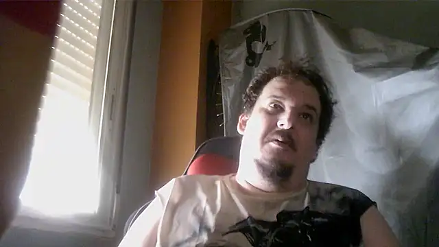 Snapshot of porkorossy chatting on June 21, 1:39 pm porkorossy online show from June 21, 1:39 pm