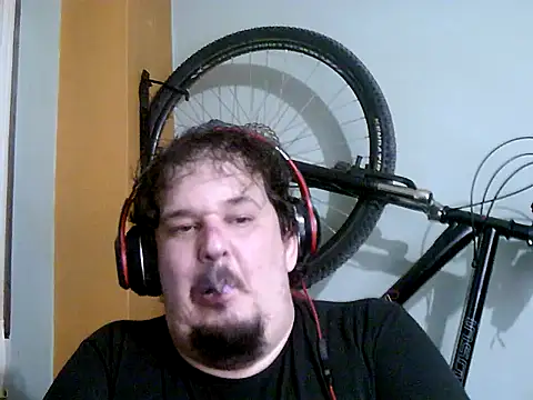 Snapshot of porkorossy chatting on March 16, 3:47 am porkorossy online show from March 16, 3:47 am