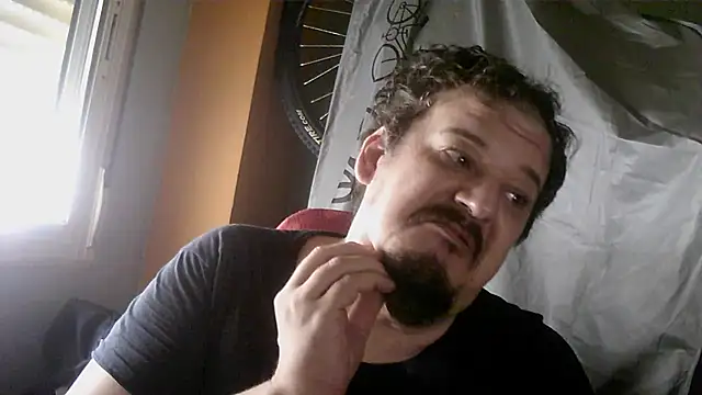 Snapshot of porkorossy chatting on September 29, 9:05 am porkorossy online show from September 29, 9:05 am