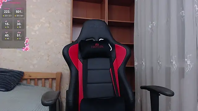 JuicyJess online show from April 15, 7:51 pm