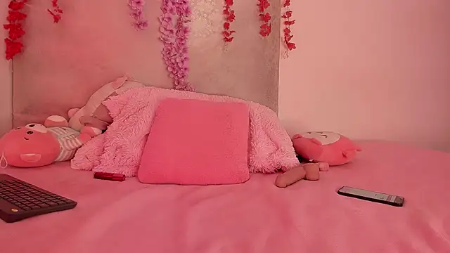 Snapshot of TiiffanyEvans1 chatting on March 5, 8:21 pm TiiffanyEvans1 online show from March 5, 8:21 pm