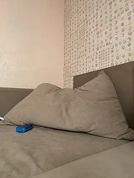 SofiaLaLight online show from April 28, 6:45 pm