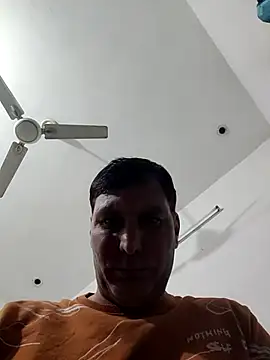 Snapshot of ZIMMY25 chatting on December 15, 6:47 pm ZIMMY25 online show from December 15, 6:47 pm