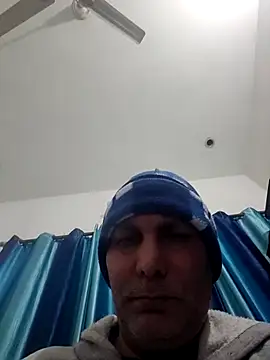 Snapshot of ZIMMY25 chatting on January 5, 5:49 pm ZIMMY25 online show from January 5, 5:49 pm