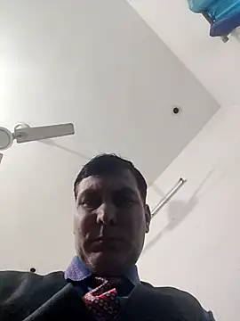 Snapshot of ZIMMY25 chatting on December 16, 7:23 am ZIMMY25 online show from December 16, 7:23 am