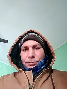 Snapshot of ZIMMY25 chatting on January 12, 8:21 am ZIMMY25 online show from January 12, 8:21 am