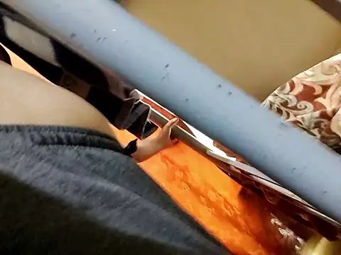 ZIMMY25 online show from March 7, 7:04 am