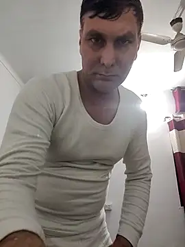 Snapshot of ZIMMY25 chatting on December 21, 4:52 pm ZIMMY25 online show from December 21, 4:52 pm