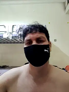 Snapshot of ZIMMY25 chatting on February 24, 6:47 am ZIMMY25 online show from February 24, 6:47 am