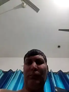 Snapshot of ZIMMY25 chatting on January 18, 5:55 am ZIMMY25 online show from January 18, 5:55 am